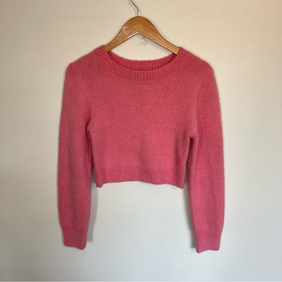 Urban Outfitters Crop Fuzzy Sweater Pink M Medium Crewneck - Picture 2 of 7